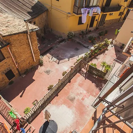 לינה וארוחת בוקר Cattedrale